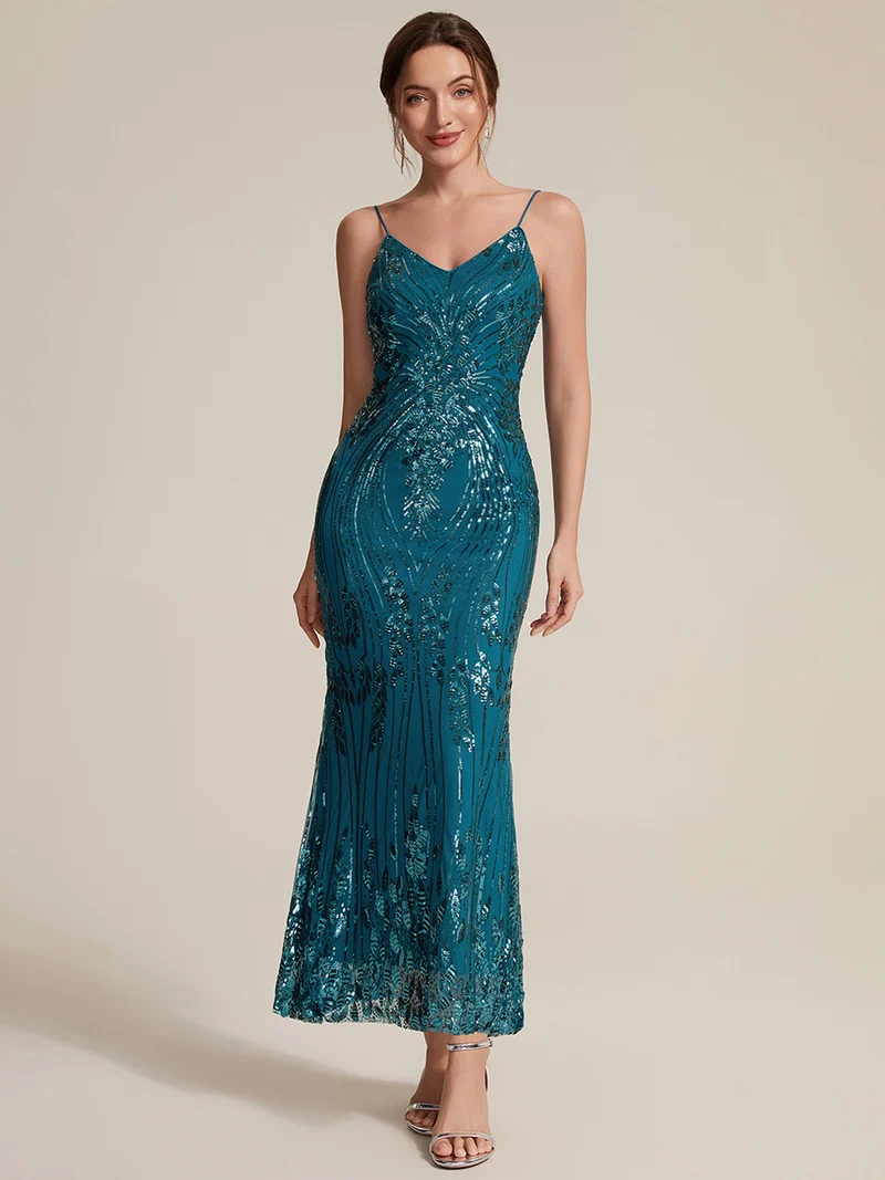 Robe fourreau à paillettes avec col V et fines bretelles