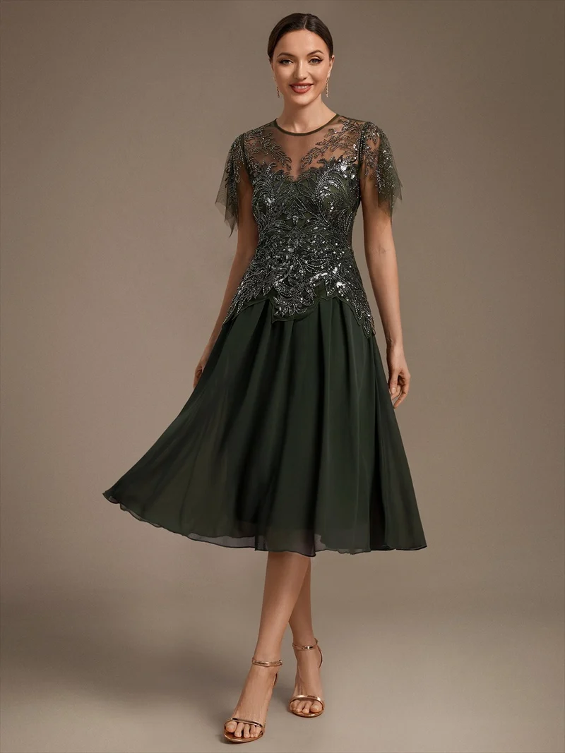 Robe midi en tulle ornée de perles et de paillettes, avec manches volantées