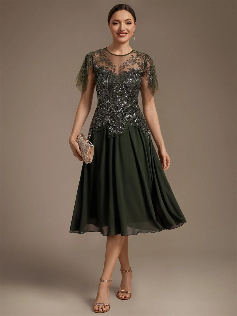 Robe midi en tulle ornée de perles et de paillettes, avec manches volantées