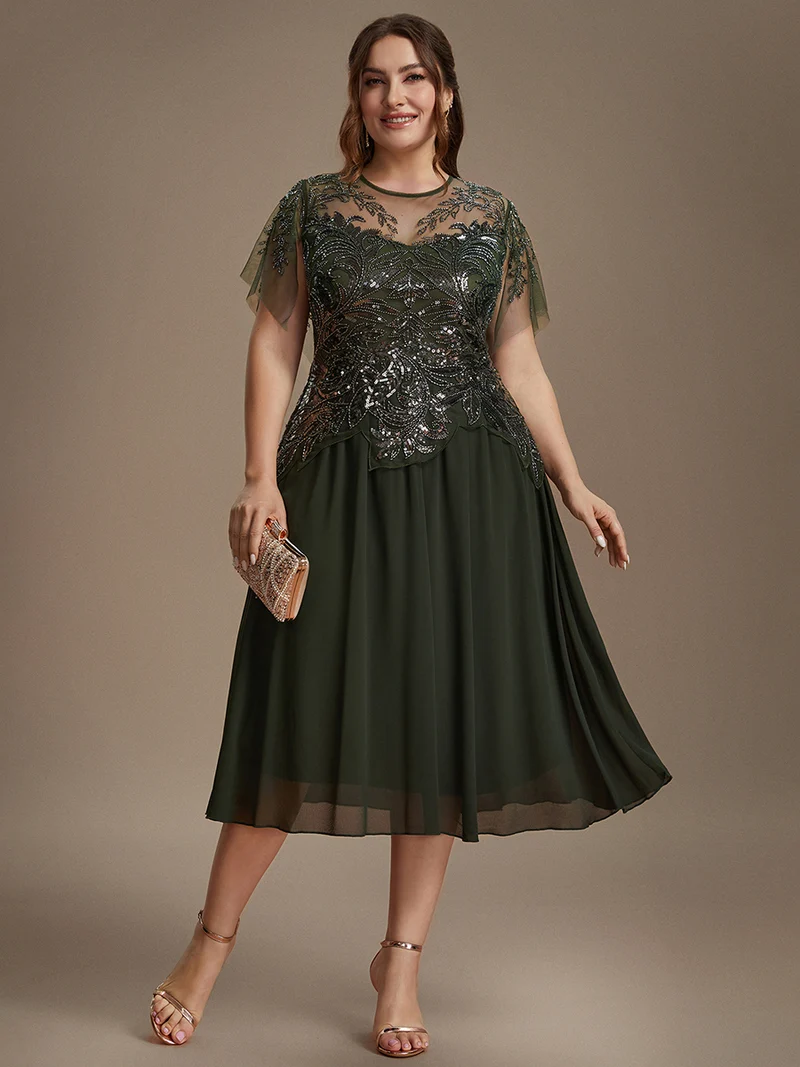 Robe midi en tulle ornée de perles et de paillettes, avec manches volantées