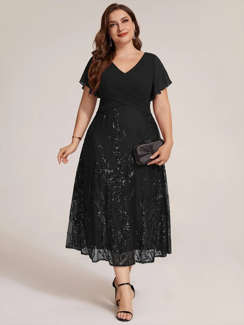 Robe midi en mousseline à paillettes avec col V et manches volantées