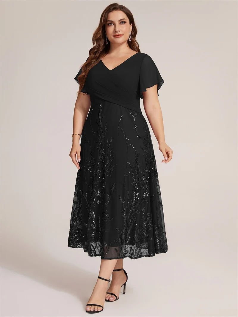 Robe midi en mousseline à paillettes avec col V et manches volantées