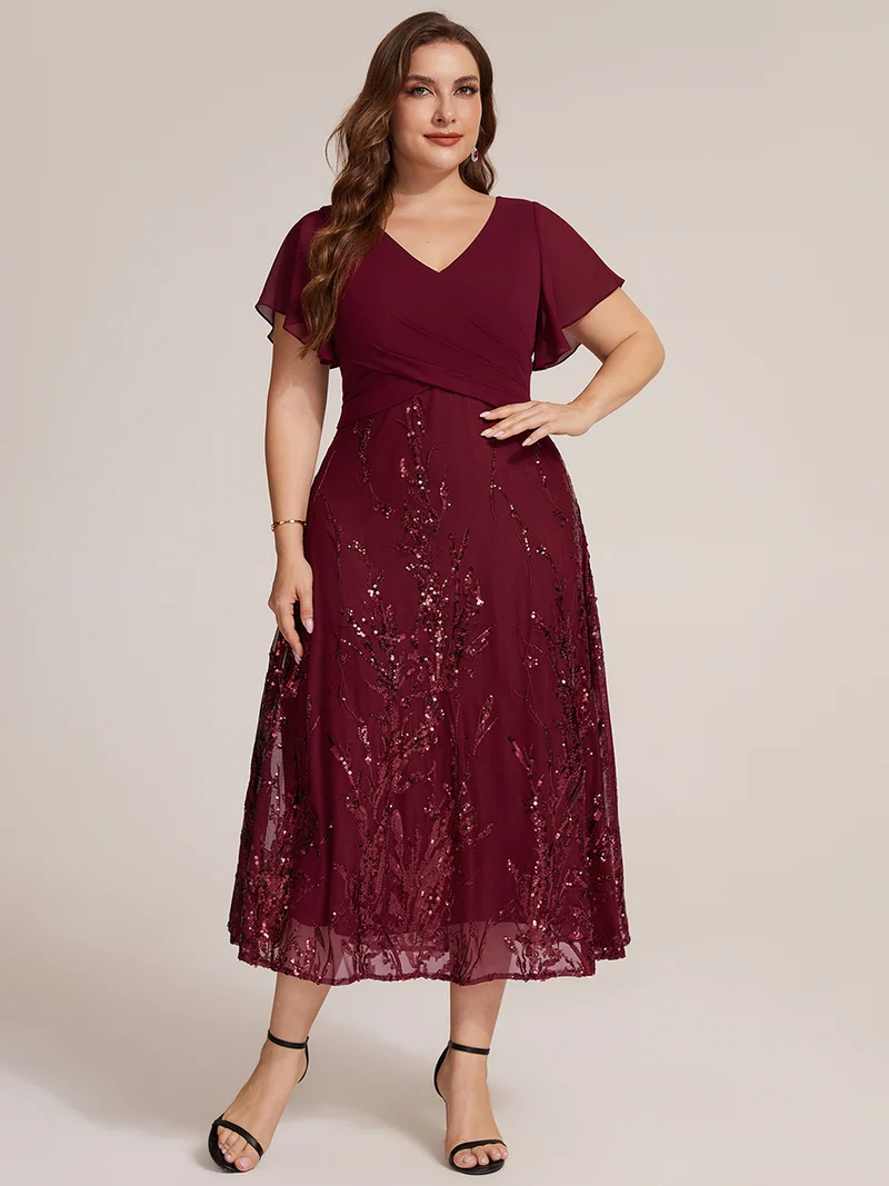 Robe midi en mousseline à paillettes avec col V et manches volantées