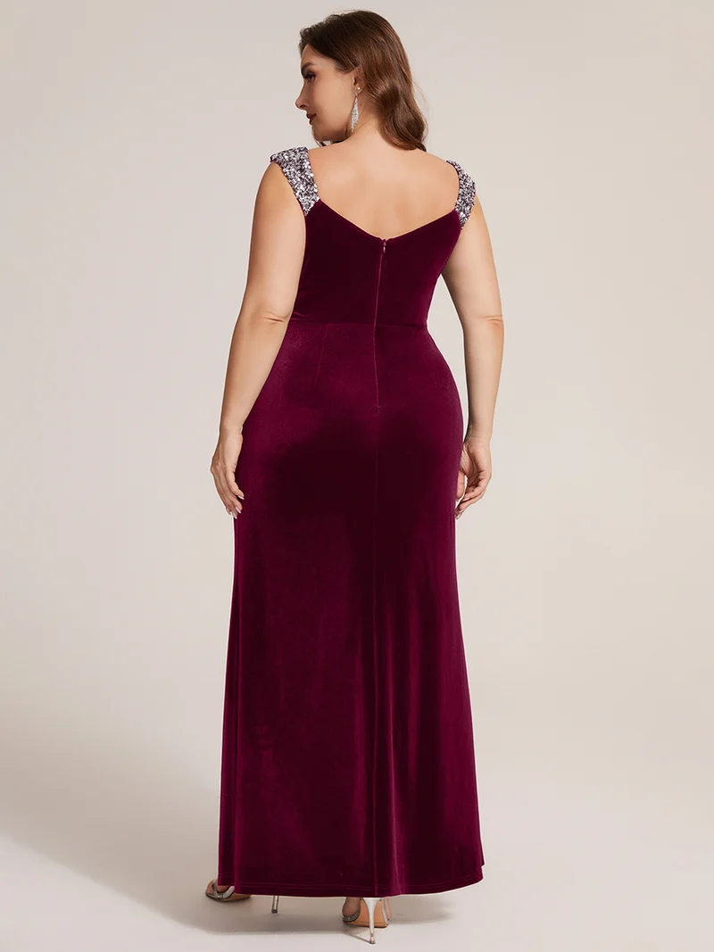 Robe longue glamour en velours avec décolleté V, paillettes et fente