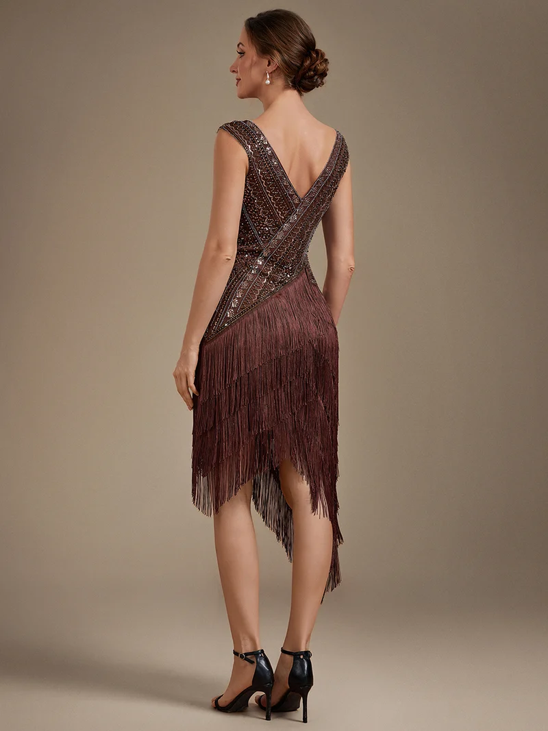 Robe de cocktail glamour en tulle à décolleté V, sequins et perles