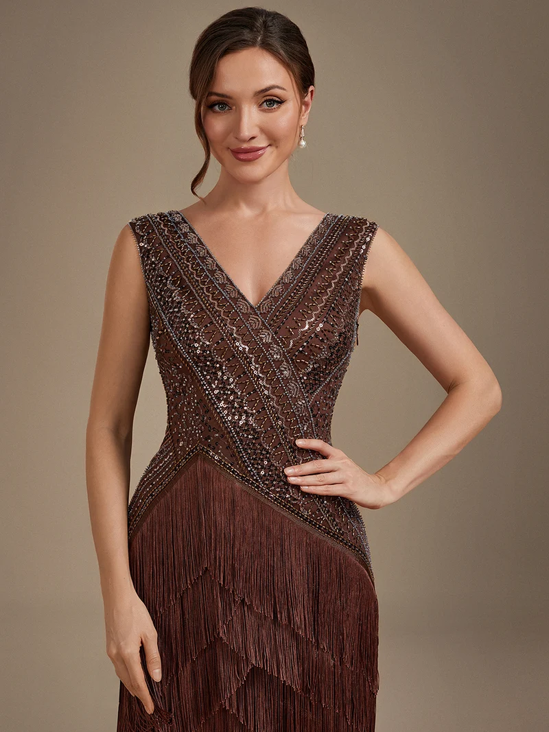Robe de cocktail glamour en tulle à décolleté V, sequins et perles