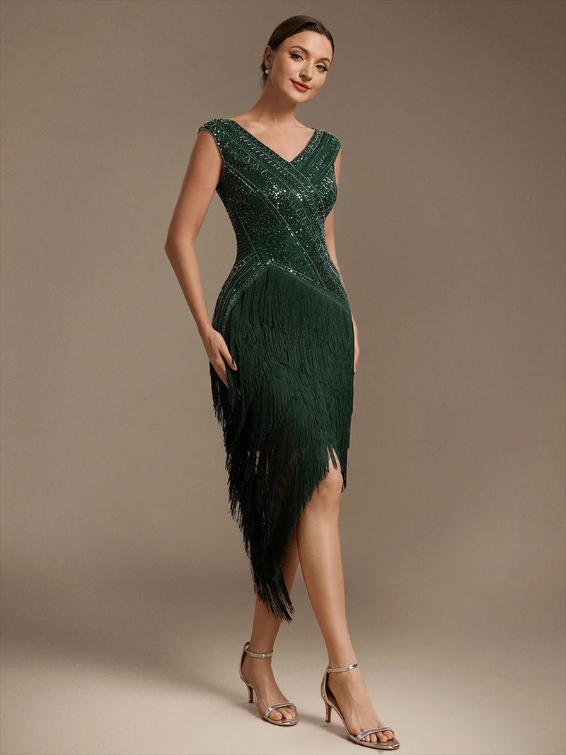 Robe de cocktail glamour en tulle à décolleté V, sequins et perles