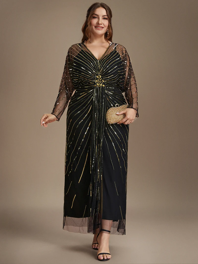 Robe longue en tulle ornée de perles et de paillettes, col V et manches longues