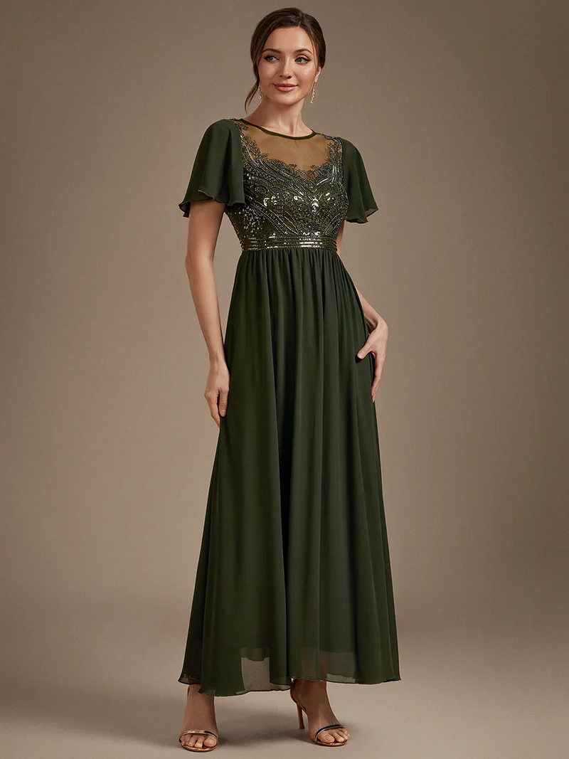 Robe longue en tulle perlée à coupe trapèze et manches volantées