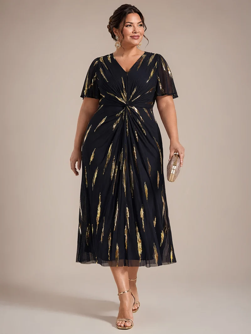 Robe en tulle à sequins longueur thé, col V et manches volantées