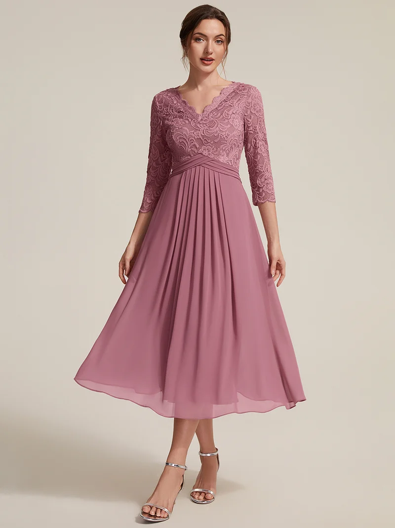 Robe midi en dentelle à col V et manches 3/4