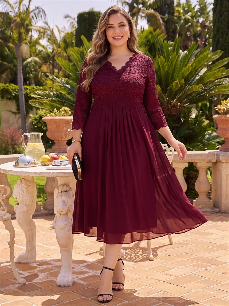 Robe midi en dentelle à col V et manches 3/4