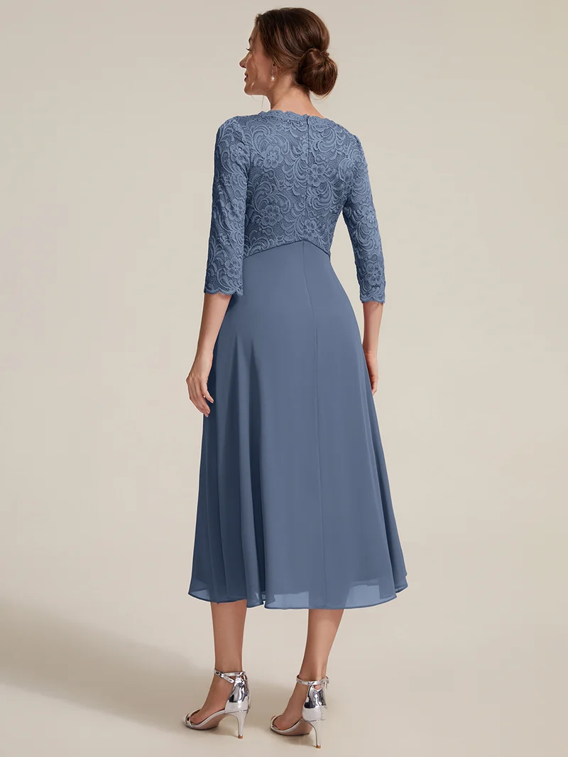 Robe midi en dentelle à col V et manches 3/4
