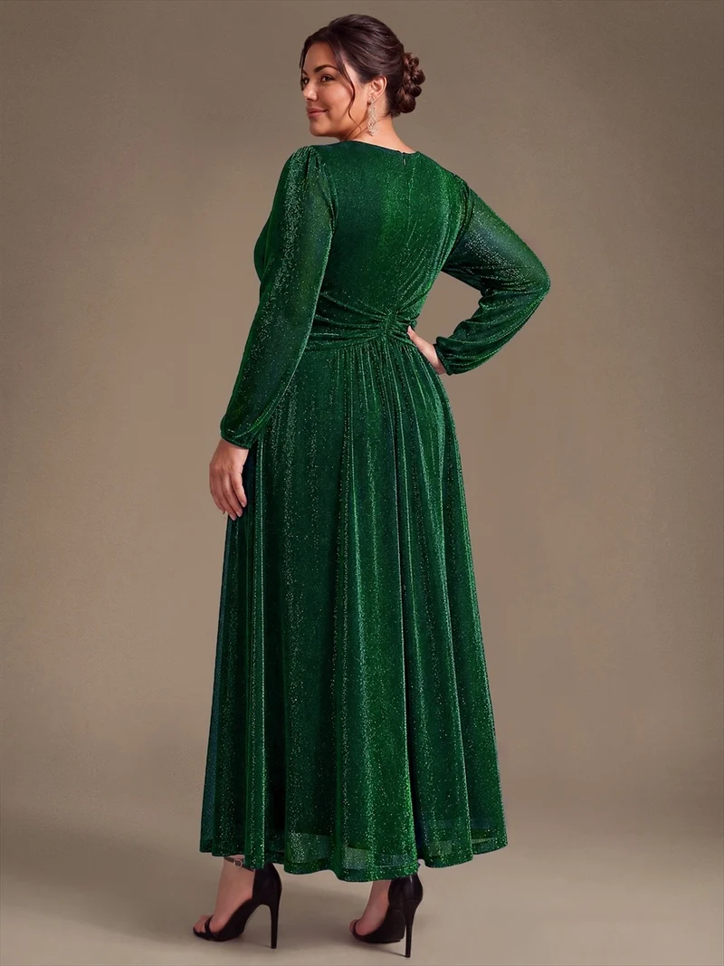 Robe de soirée longue en maille lurex à col V et manches bouffantes