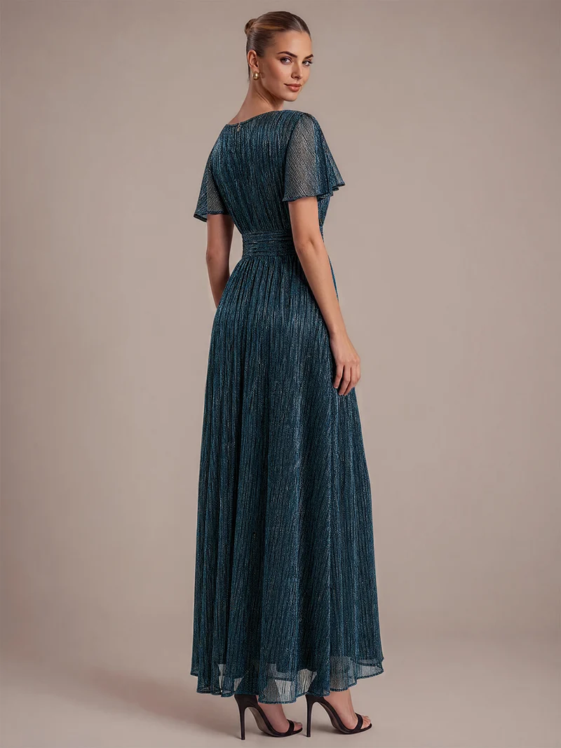 Robe longue en tulle à volants avec appliqué floral et manches courtes