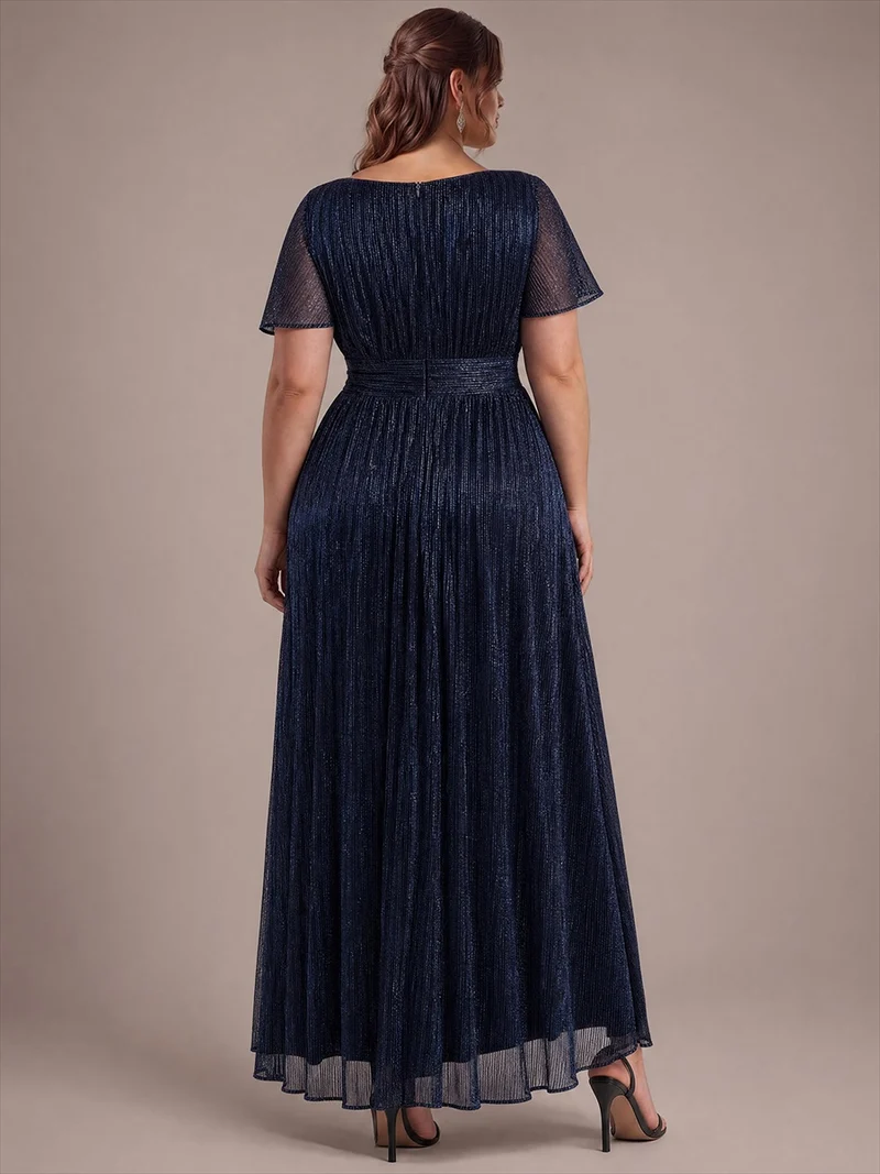 Robe longue en tulle à volants avec appliqué floral et manches courtes