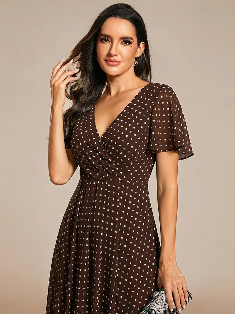 ever LARK | Robe mi-longue plissée en mousseline de soie - Manches à volants & Col en V