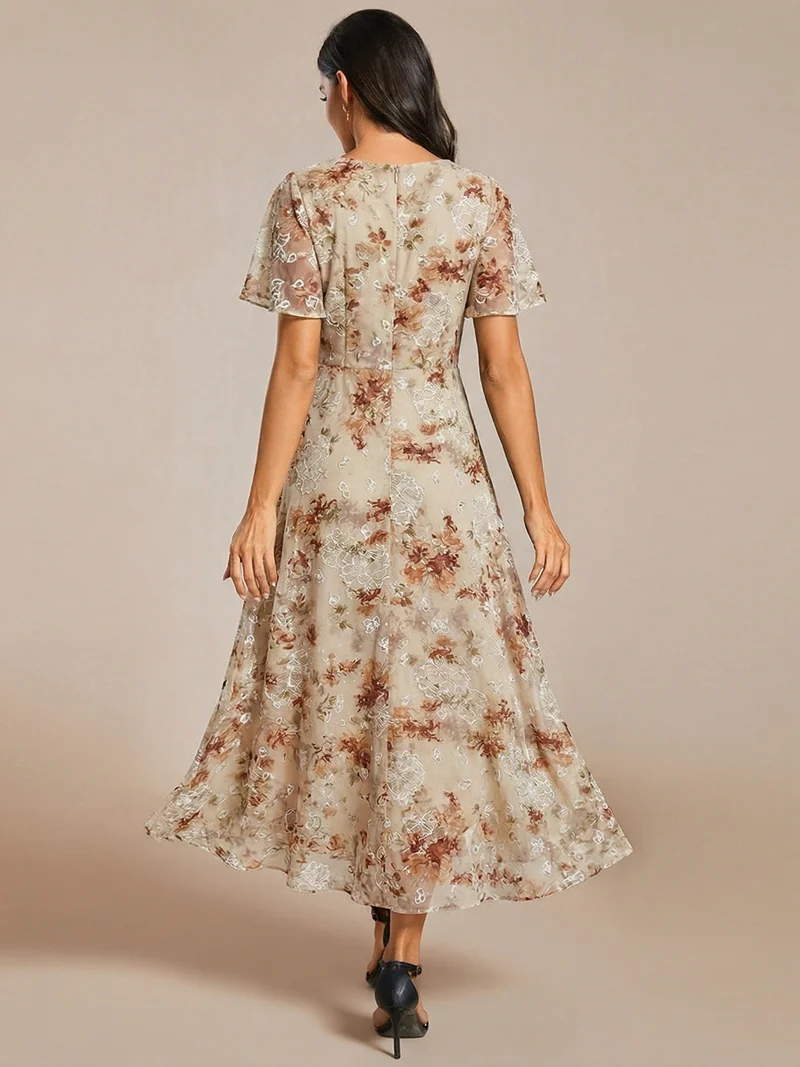 ever LARK | Robe mi-longue plissée en mousseline de soie - Manches à volants & Col en V