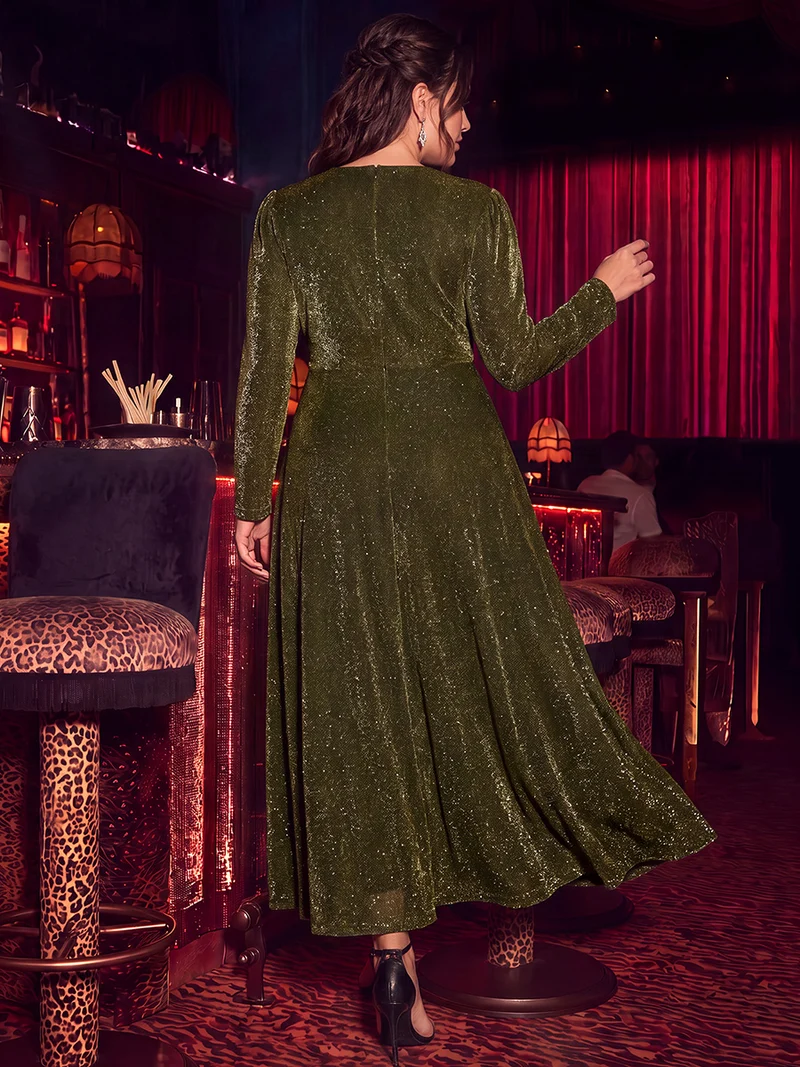 Robe midi trapèze scintillante en maille Lurex col croisé manches longues