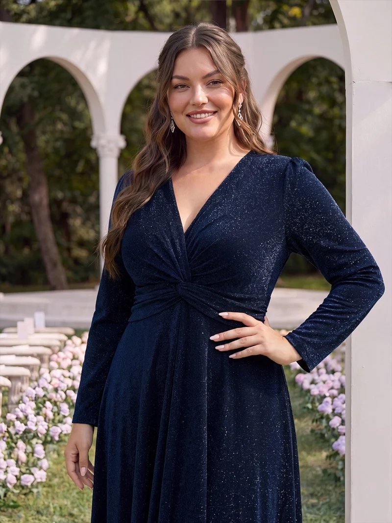 Robe midi trapèze scintillante en maille Lurex col croisé manches longues