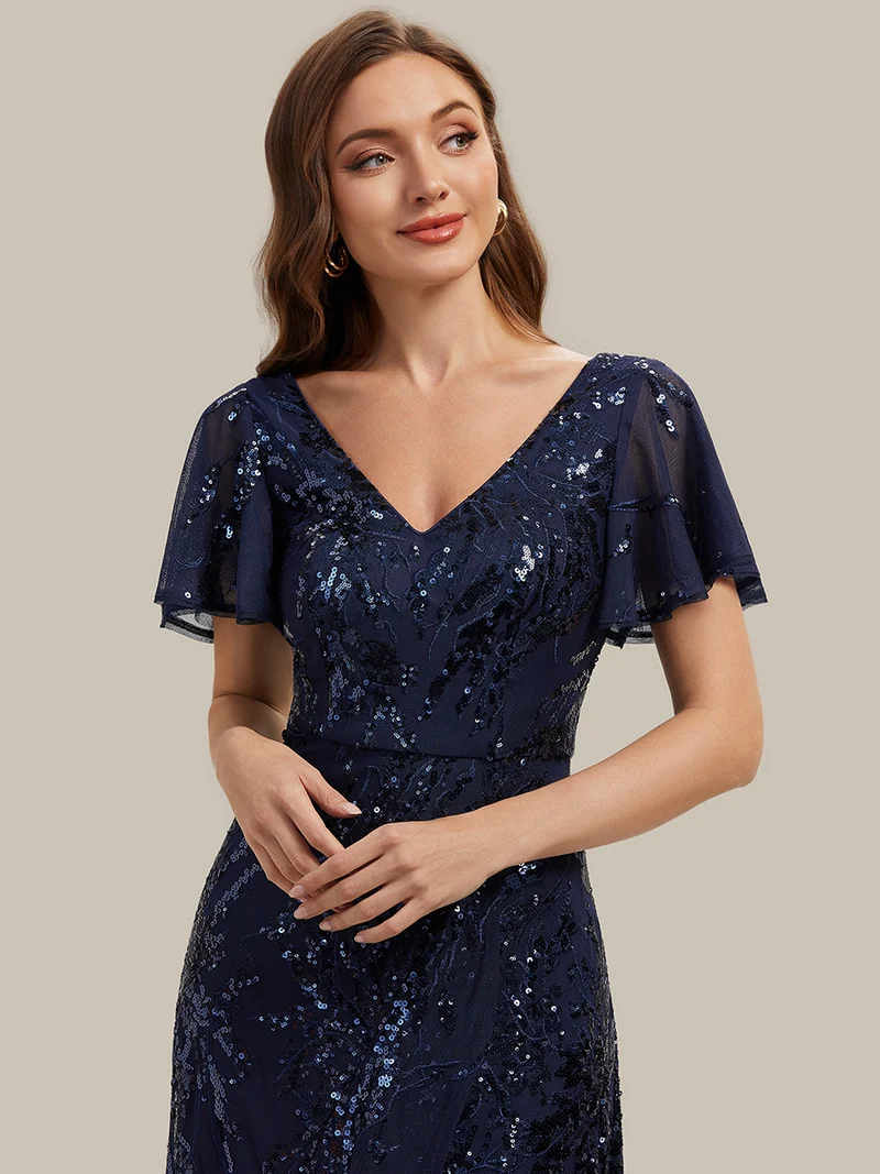 Robe à volants asymétrique à manches papillon en sequins