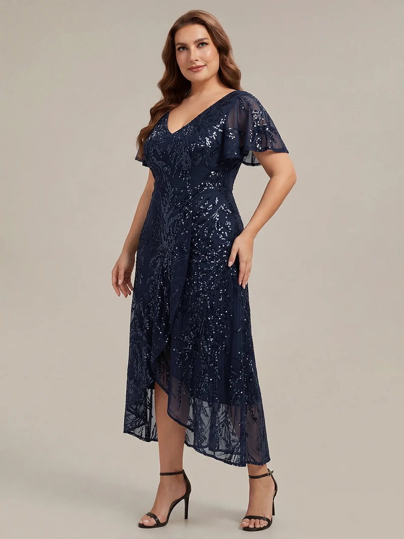 Robe à volants asymétrique à manches papillon en sequins