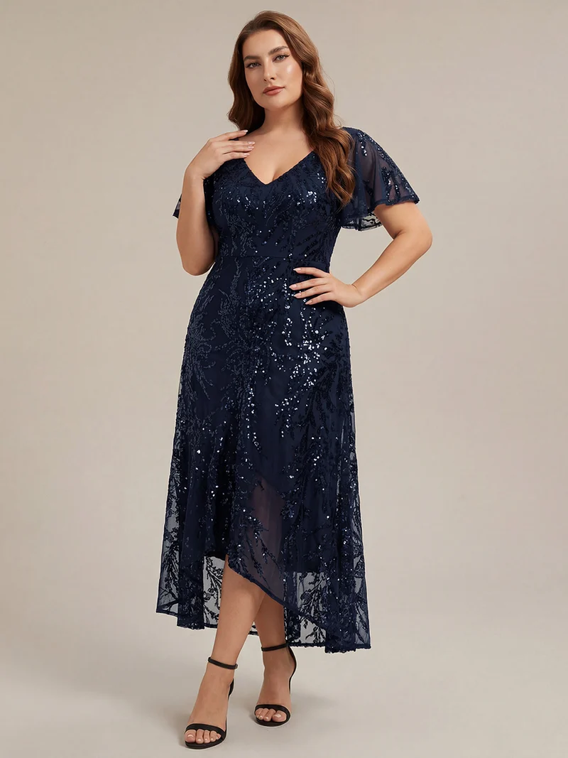 Robe à volants asymétrique à manches papillon en sequins