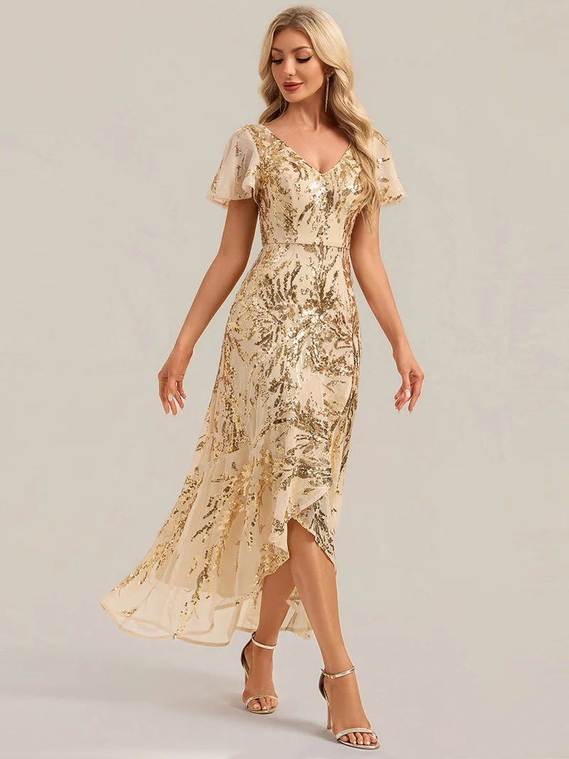 Robe à volants asymétrique à manches papillon en sequins