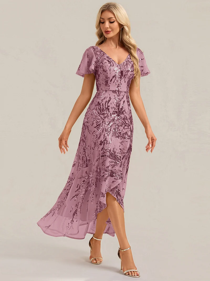 Robe à volants asymétrique à manches papillon en sequins