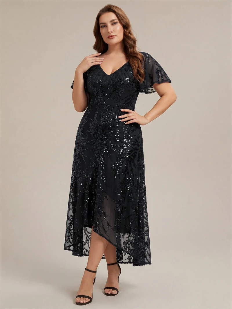 Robe à volants asymétrique à manches papillon en sequins