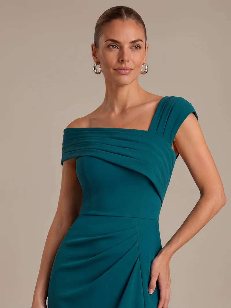 Robe midi ajustée en crêpe avec détail drapé