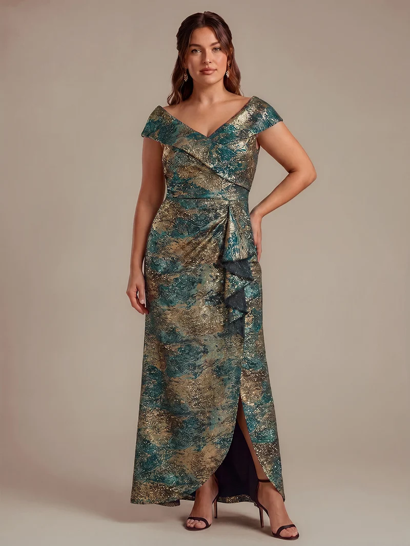Robe de soirée en jacquard col V avec coupe sirène asymétrique