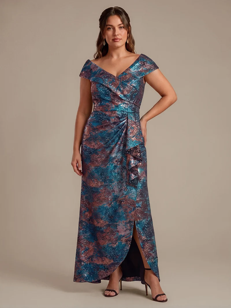 Robe de soirée en jacquard col V avec coupe sirène asymétrique