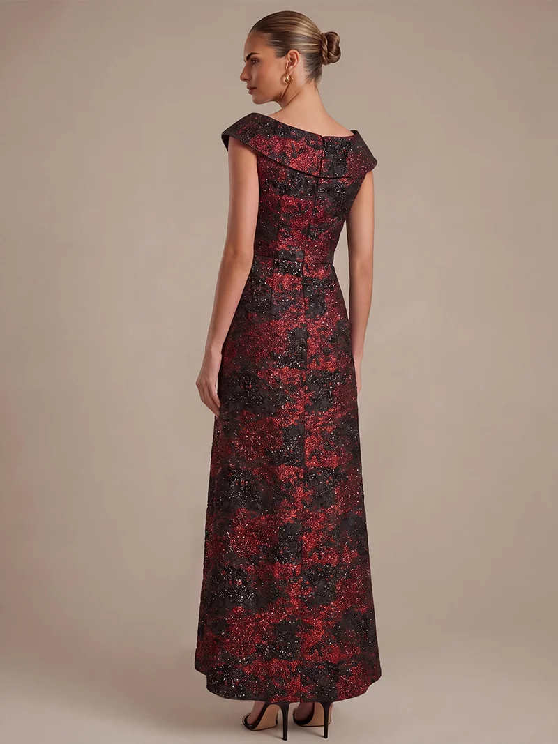 Robe de soirée en jacquard col V avec coupe sirène asymétrique