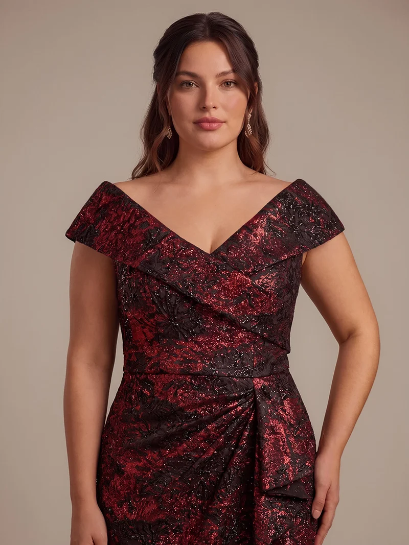 Robe de soirée en jacquard col V avec coupe sirène asymétrique