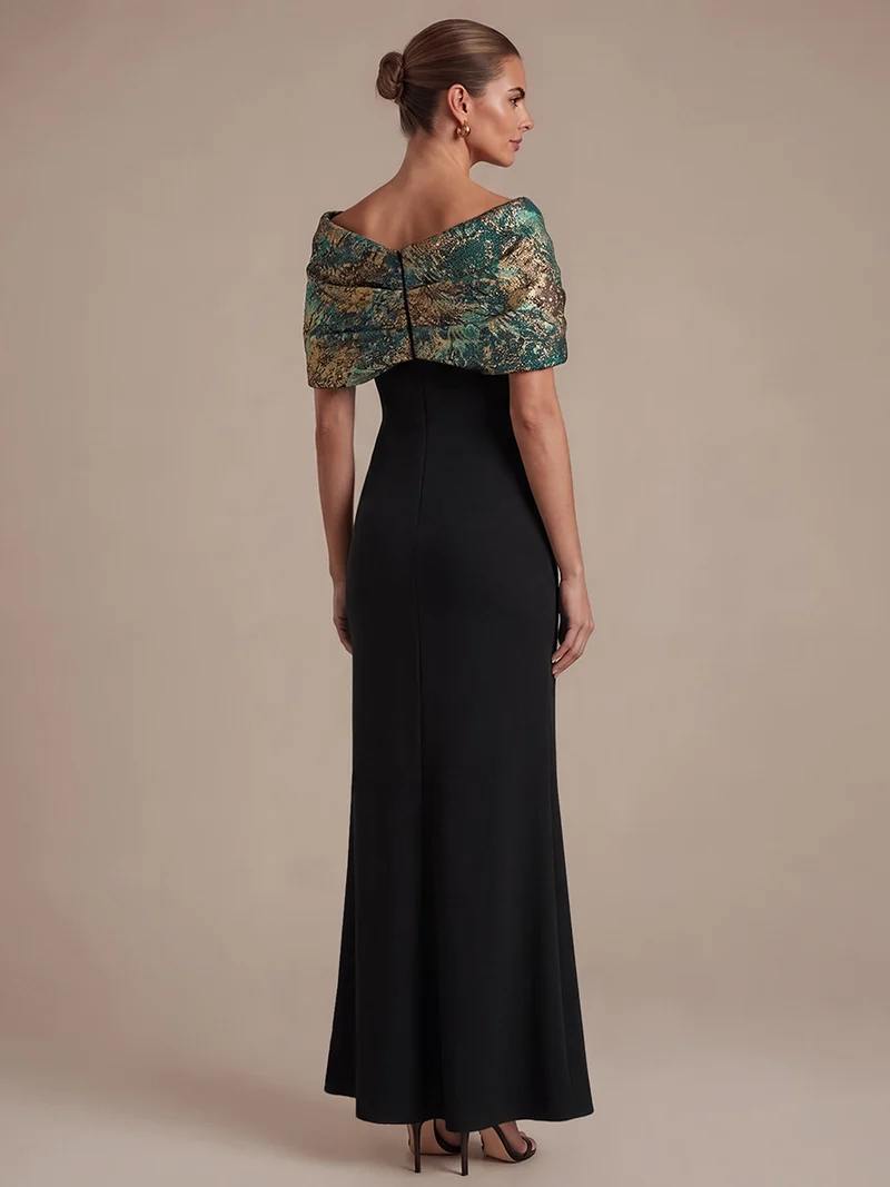 Robe maxi bodycon à manches courtes et décolleté en V