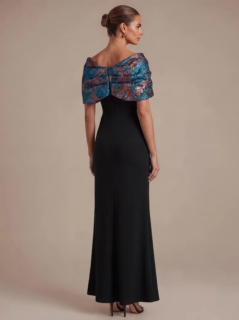 Robe maxi bodycon à manches courtes et décolleté en V