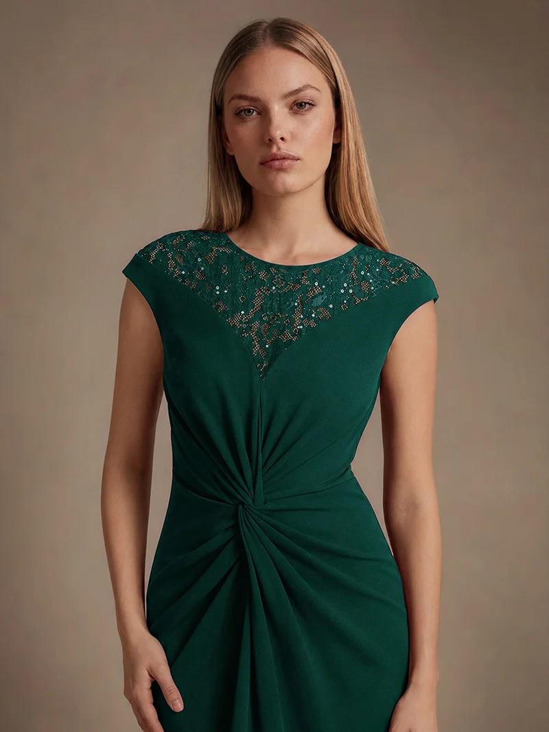 Robe A-Line à sequins avec manches courtes et détails transparents col rond et ourlet asymétrique