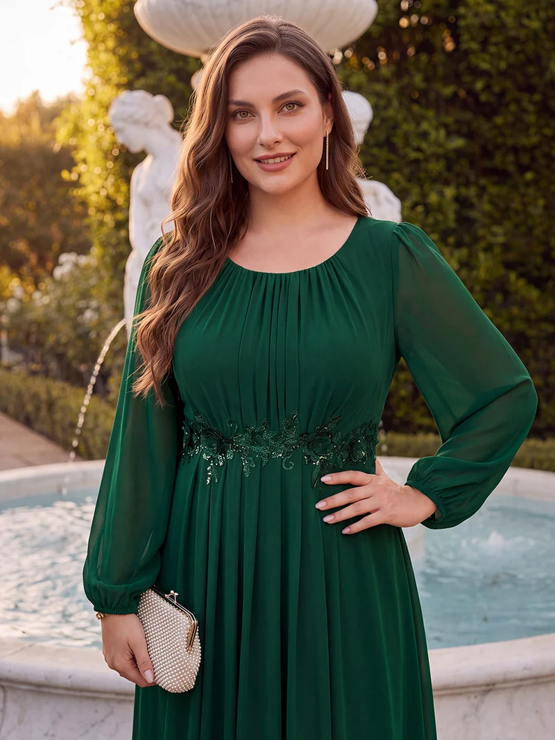 Robe maxi A-line à manches longues en sequins, col rond