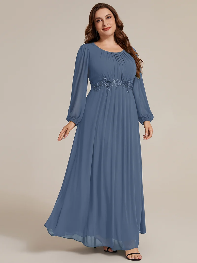 Robe maxi A-line à manches longues en sequins, col rond