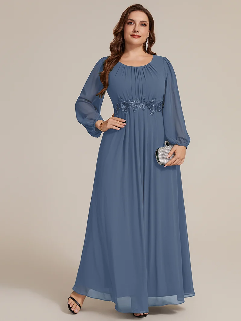 Robe maxi A-line à manches longues en sequins, col rond