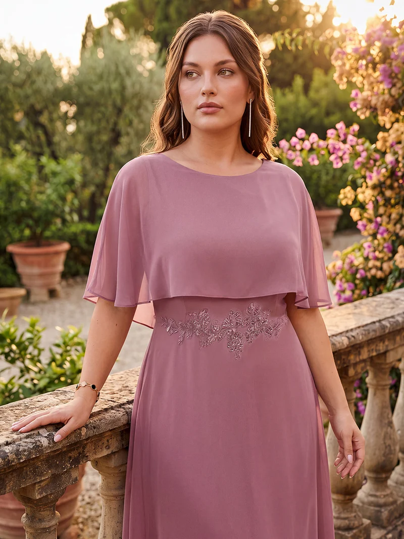 Robe maxi A-line à manches courtes avec col rond et fermeture éclair au dos