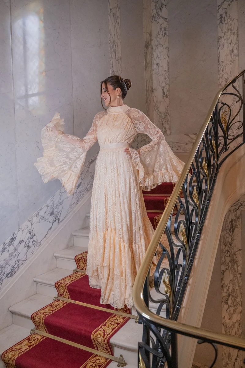 Robe Sirus a dentelle ivoire