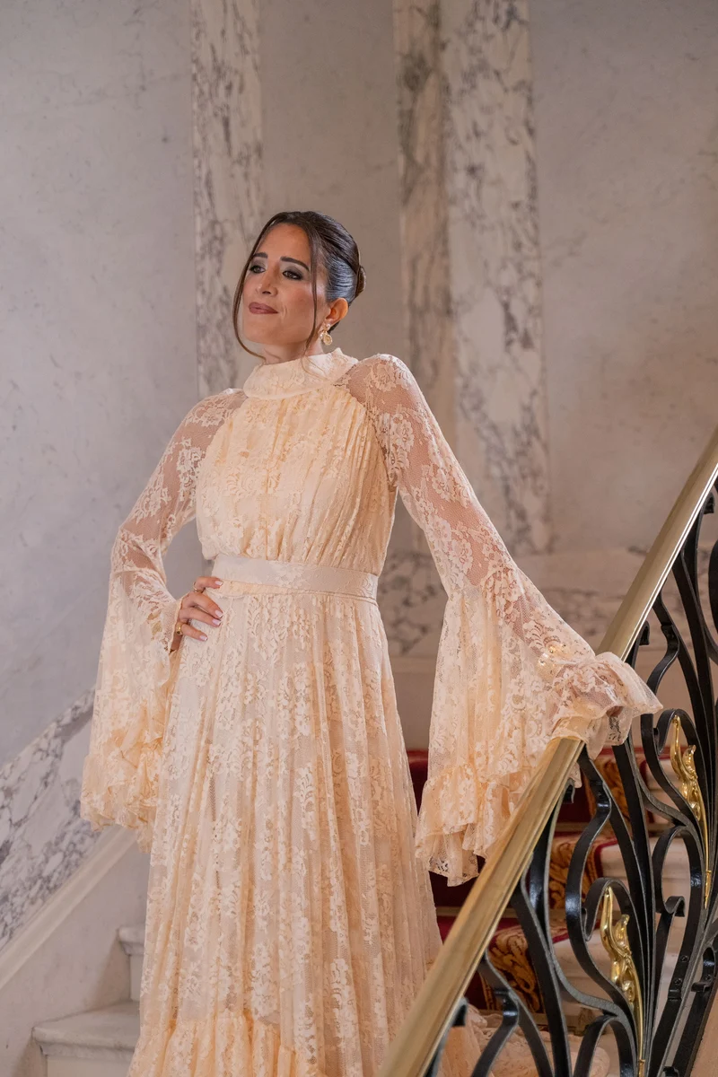 Robe Sirus a dentelle ivoire