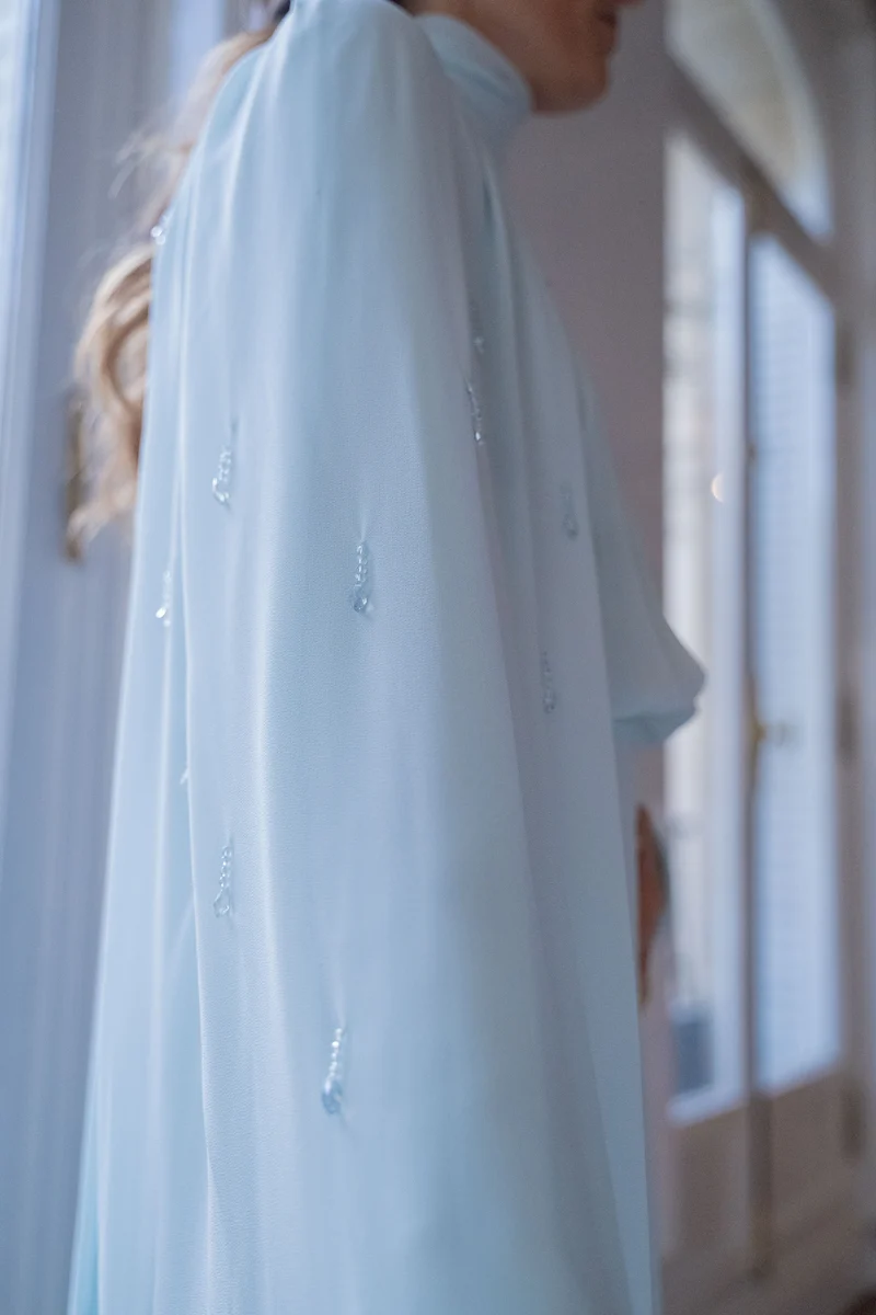 Robe Azra bleue pastel
