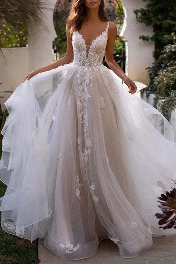 Robe de mariée trapèze en tulle et dentelle, col en V, avec jupe à appliqués
