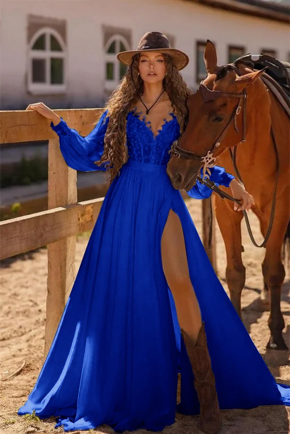 Robe de mariée bohème en dentelle à manches longues et fente latérale haute