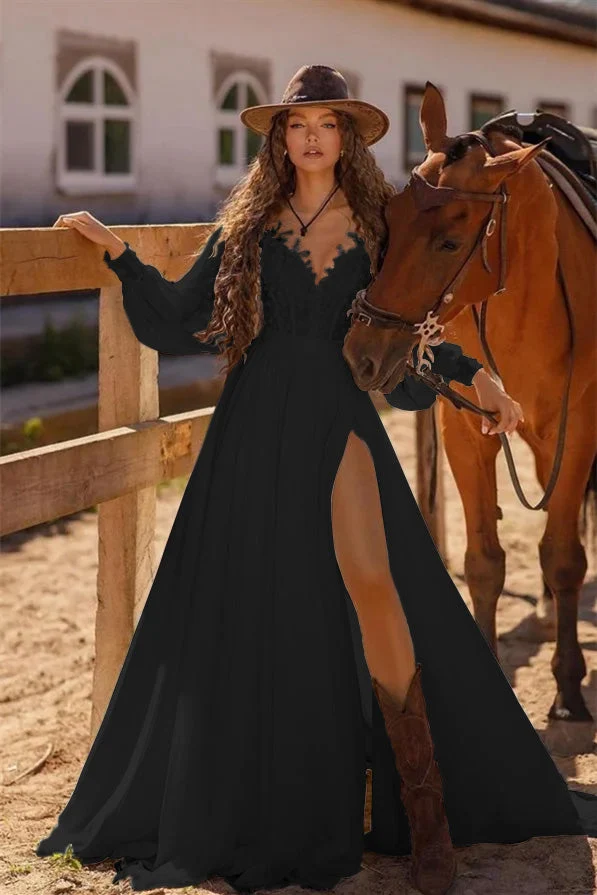 Robe de mariée bohème en dentelle à manches longues et fente latérale haute