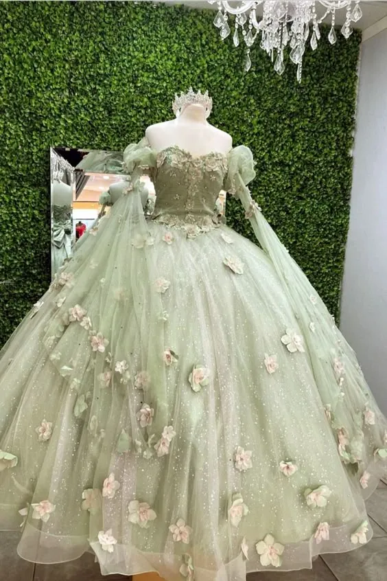 Robe de bal princesse en tulle vert sauge clair brillant