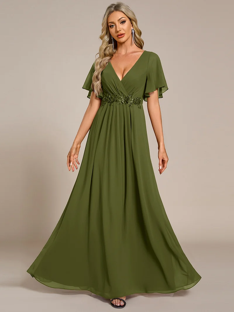 Robe longue à manches à volants décolleté en V profond avec appliques coupe évasée